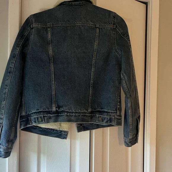 Jean jacket - Picture 2 of 3